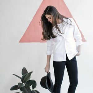 NWOT Tradlands "The Elms" Blouse